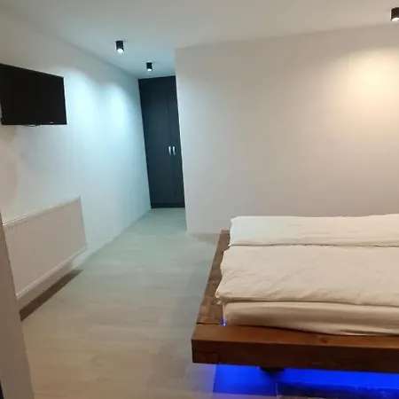Pensiunea Craisorul Muntelui Guest house Bucium (Brasov)