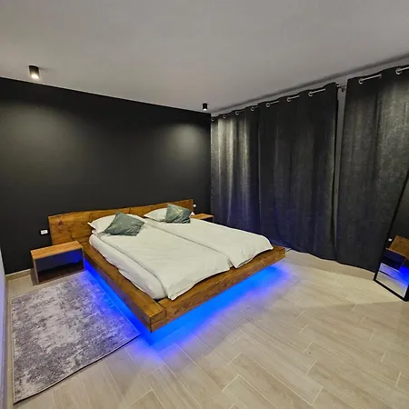 Pensiunea Craisorul Muntelui * Bucium (Brasov)